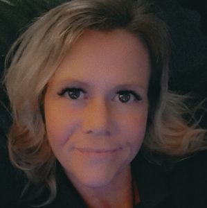 Meet your Posher, Lucy